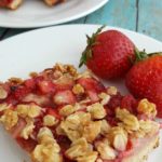 Healthy Strawberry Oatmeal Bars