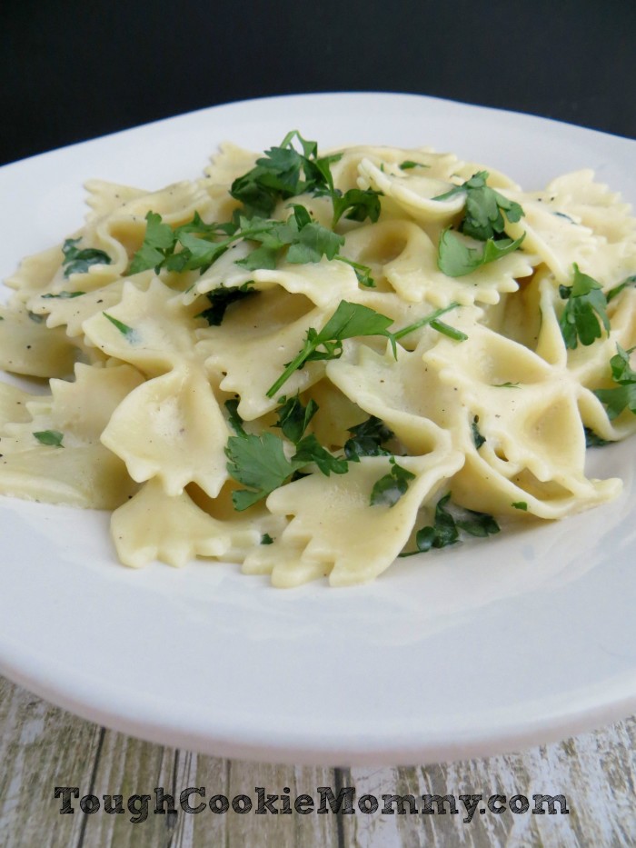 Make Pasta Alfredo In 20 Minutes! - Tough Cookie Mommy