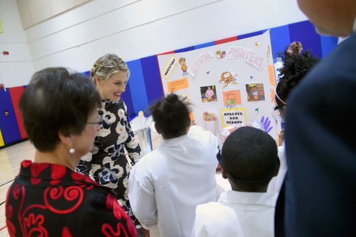 BRONX, NY - OCTOBER 06: At the Lysol Back to School Science Fair, Lysol and actress Ali Larter challenge a group of fourth grade students from the Madison Square Boys and Girls Club of America to a hands-on science experiment to provide solutions on how to rid classrooms of uninvited germ-mates on October 6, 2016 in Bronx, New York. (Photo by Ben Gabbe/Getty Images for Lysol)